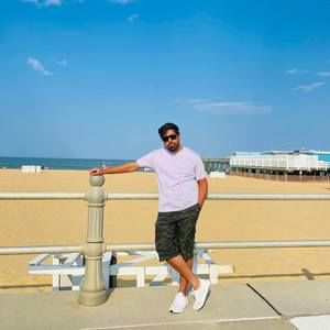 Meet your Posher, Saad